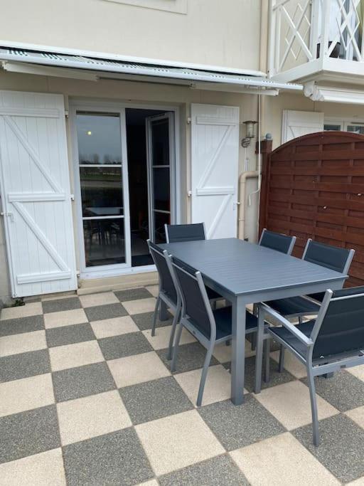 Maison En Bord De *
