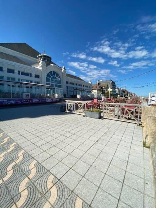 Holiday home Maison En Bord De Dives-sur-Mer